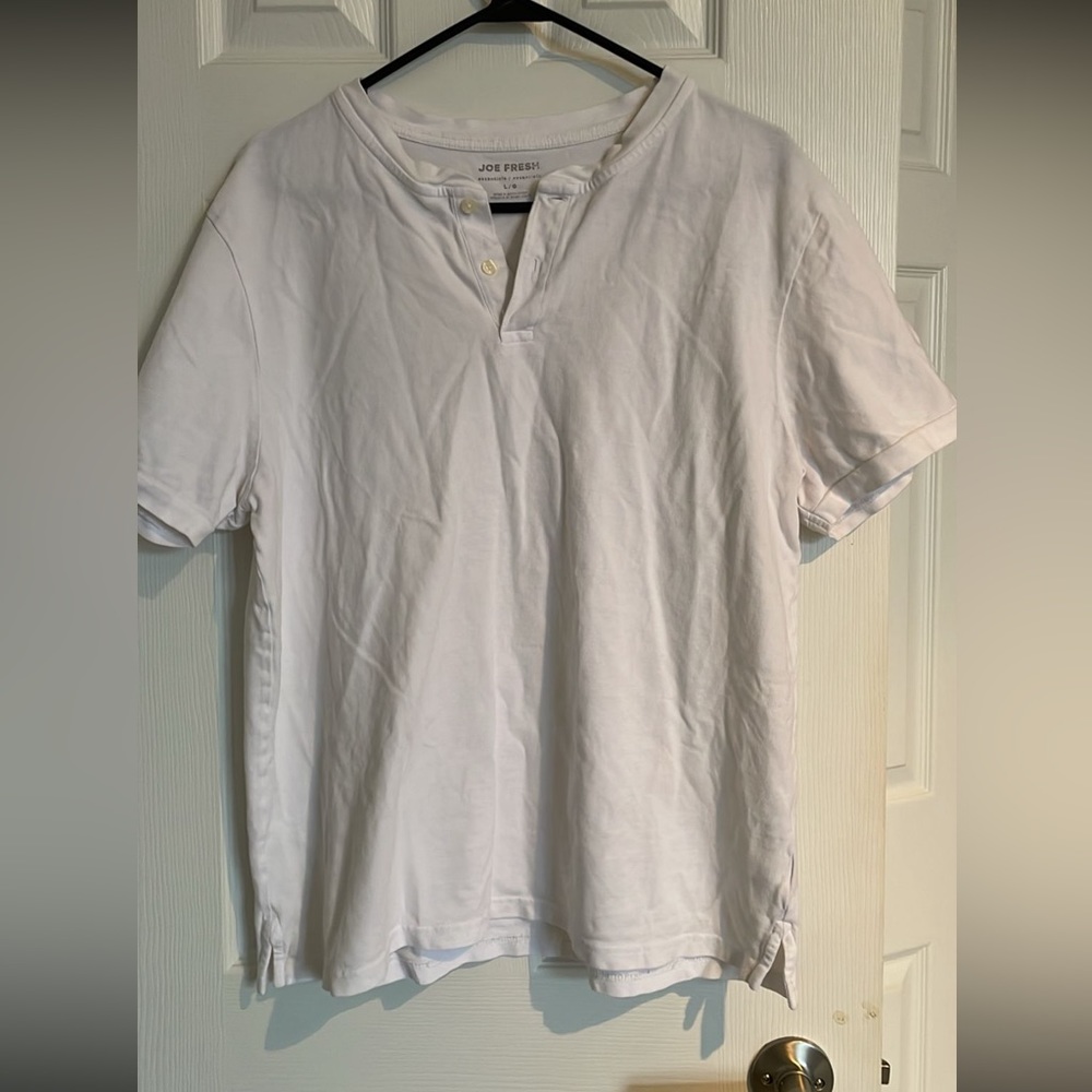 White T-shirt